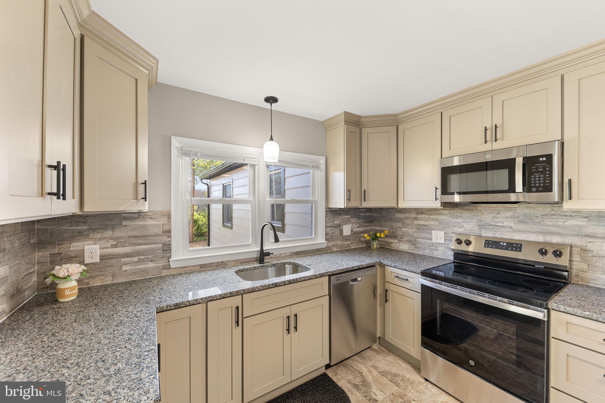 673 Fort Valley Road Fort Valley, VA 22652 - Photo 13 of 35 Window over kitchen sink