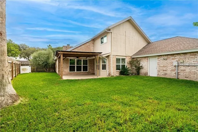 $299,900 | 5202 Wentworth Drive, Corpus Christi, TX 78413