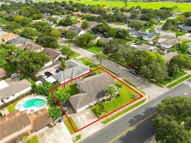 $299,900 | 5202 Wentworth Drive, Corpus Christi, TX 78413