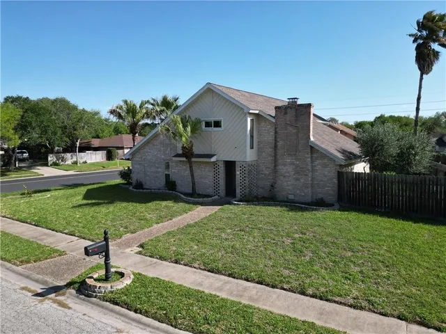 $299,900 | 5202 Wentworth Drive, Corpus Christi, TX 78413