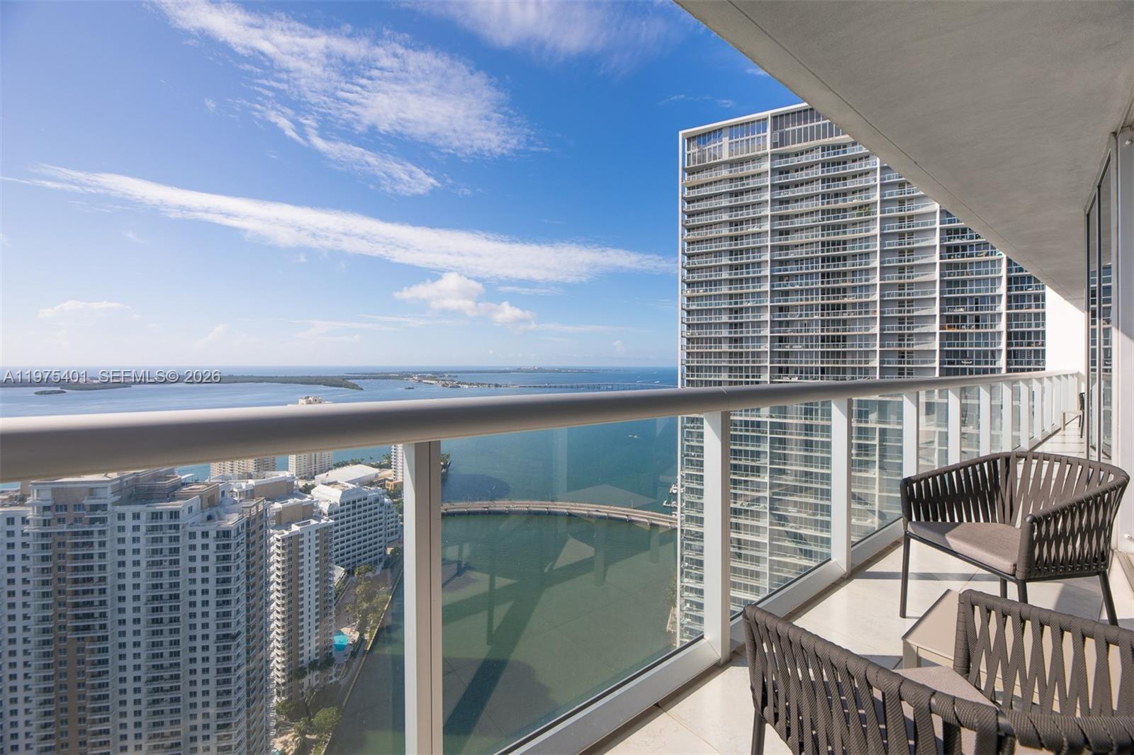 465 Brickell Avenue, Unit 4301 Miami, FL 33131 - Photo 33 of 45