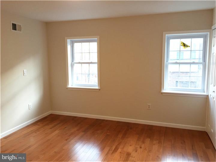 725 Tasker Street Philadelphia, PA 19148 - Photo 12 of 12 Gallery Image 12