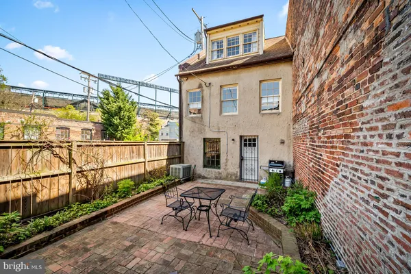 $325,000 | 538 Eislen Street, Baltimore, MD 21230
