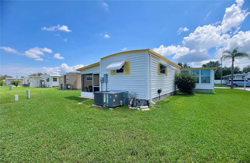1100 South Belcher Road, Unit 115 Largo, FL 33771 - Photo 6 of 54 Backyard