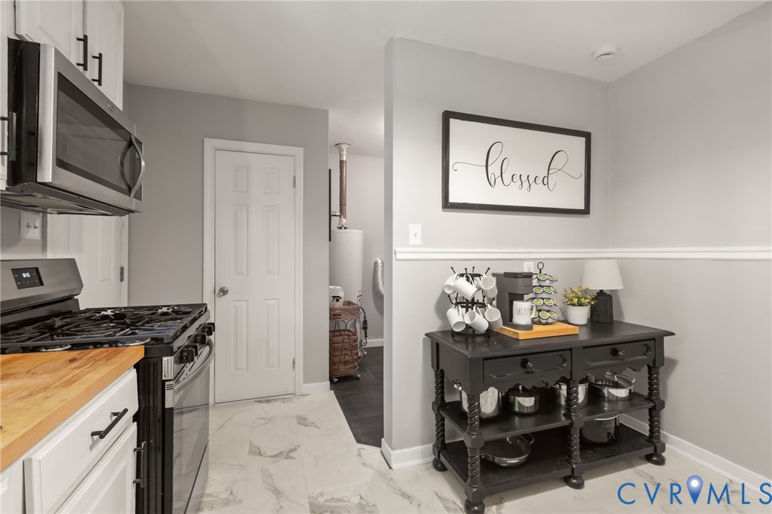 302 Hummingbird Road Richmond, VA 23227 - Photo 17 of 36