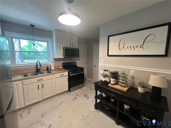 $319,900 | 302 Hummingbird Road, Richmond, VA 23227