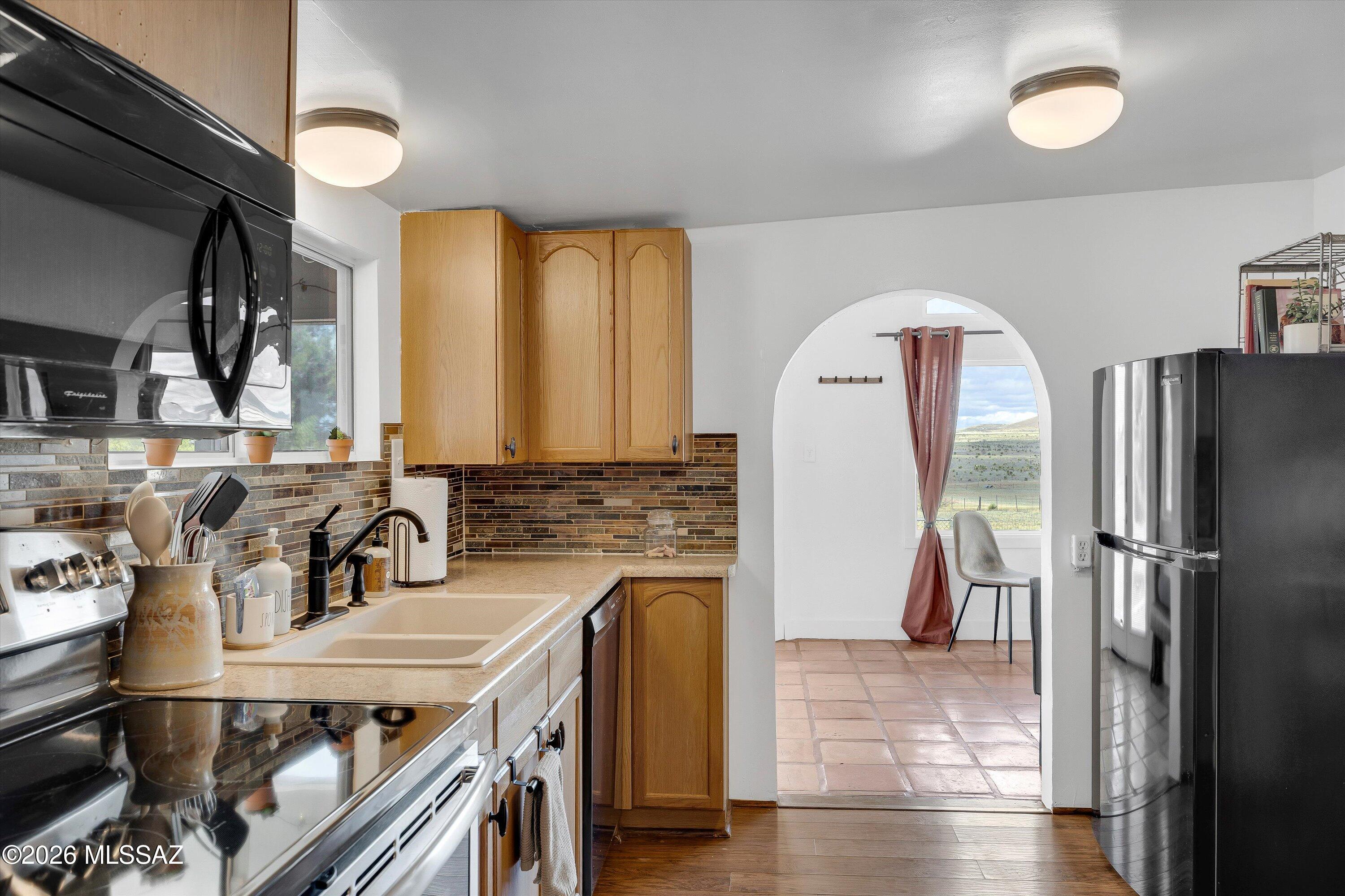 419 Elgin Road Elgin, AZ 85611 - Photo 14 of 27