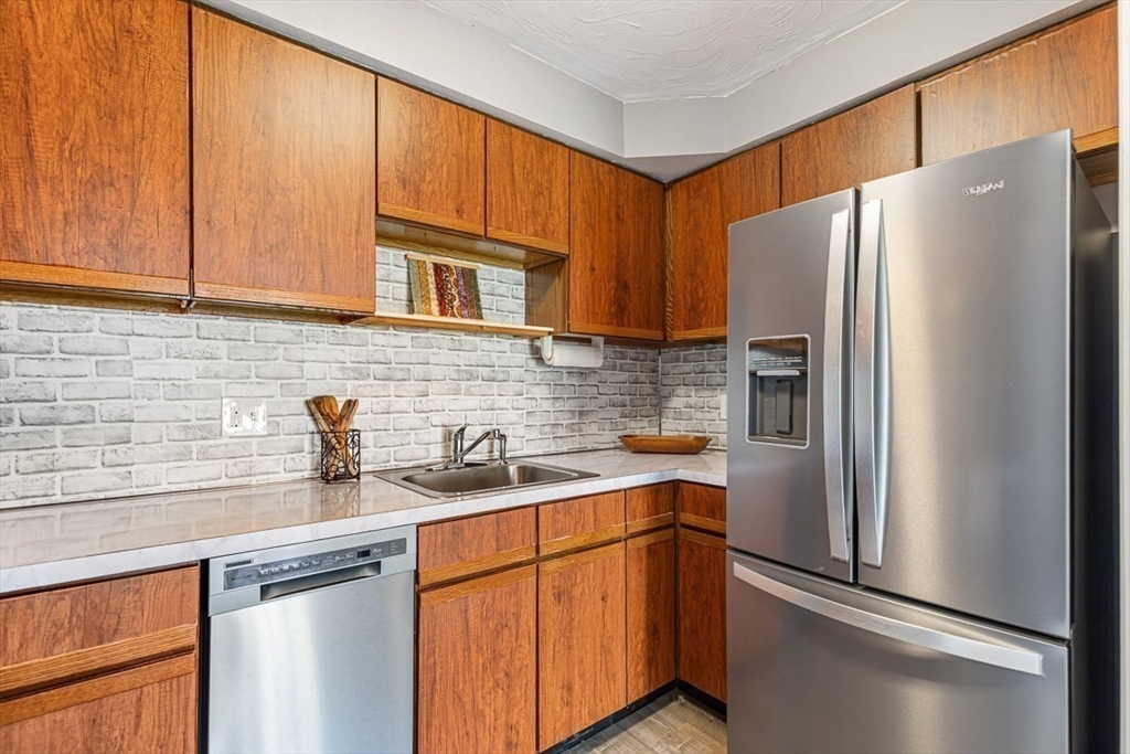 40 Old Forge Road, Unit 40 Bridgewater, MA 02324 - Photo 13 of 29 Gallery Image 13