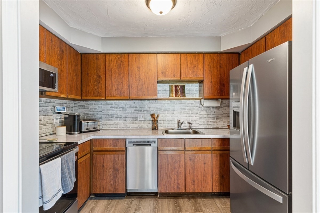 40 Old Forge Road, Unit 40 Bridgewater, MA 02324 - Photo 15 of 29 Gallery Image 15