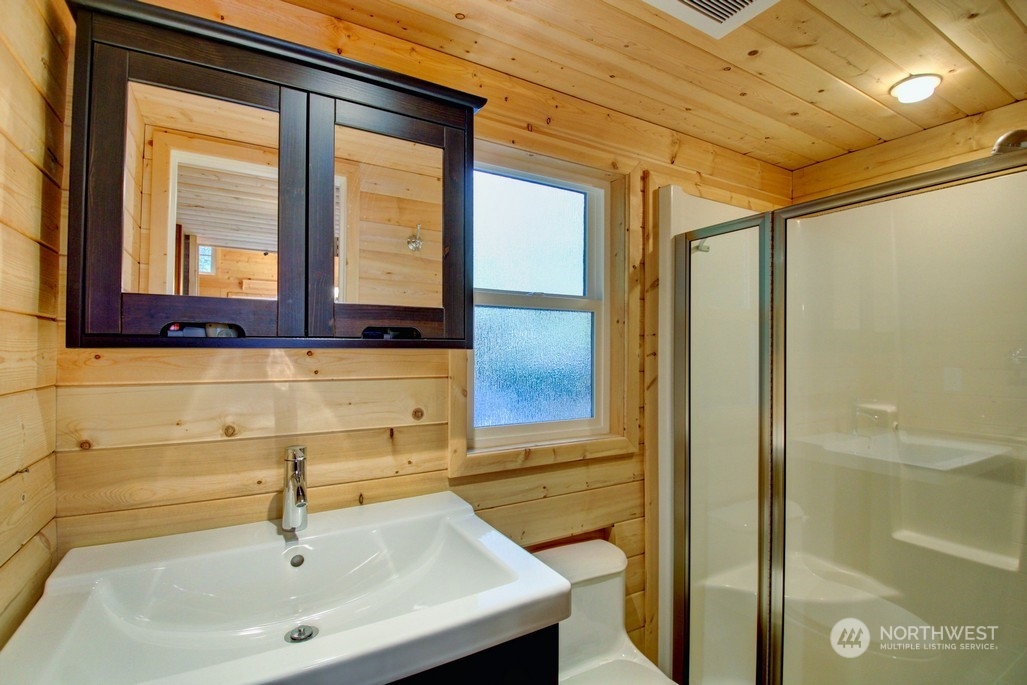 105-1 Goldrush Road Deming, WA 98244 - Photo 17 of 40 Gallery Image 17