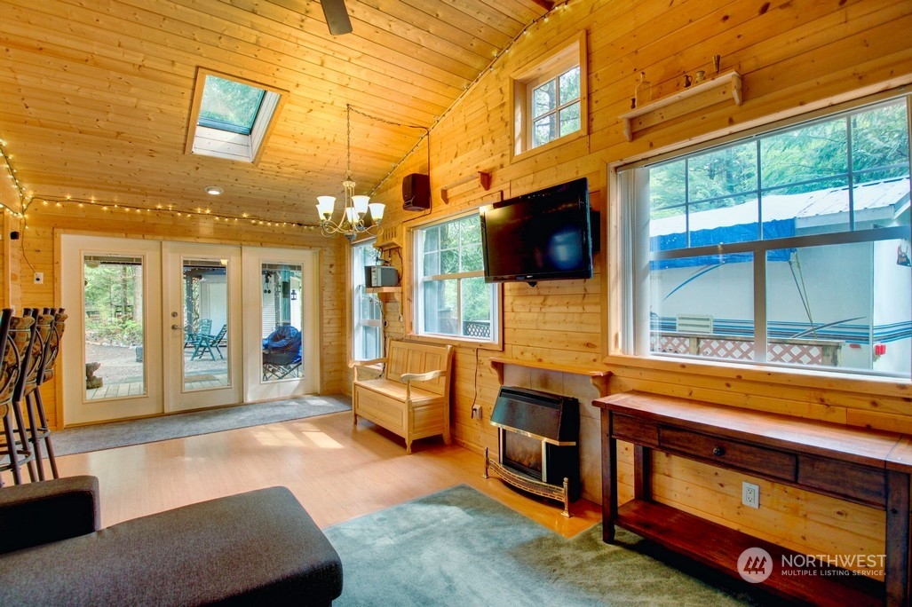 105-1 Goldrush Road Deming, WA 98244 - Photo 5 of 40 Gallery Image 5
