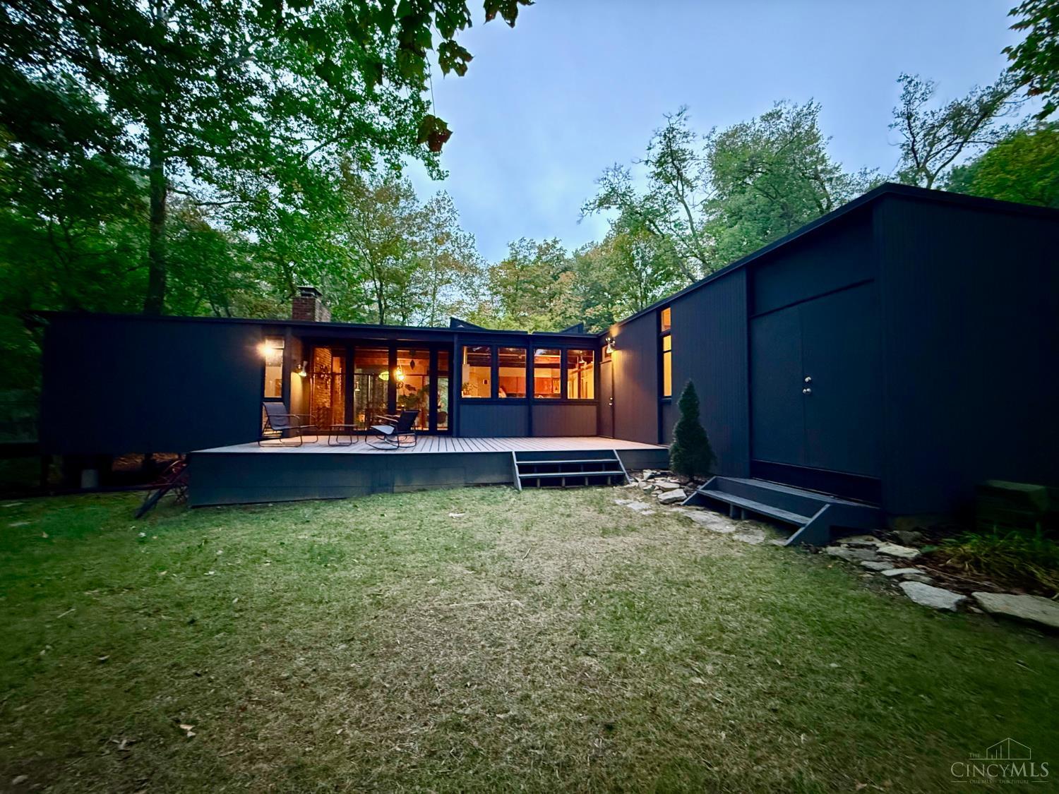 429 West Galbraith Road Cincinnati, OH 45215 - Photo 65 of 93