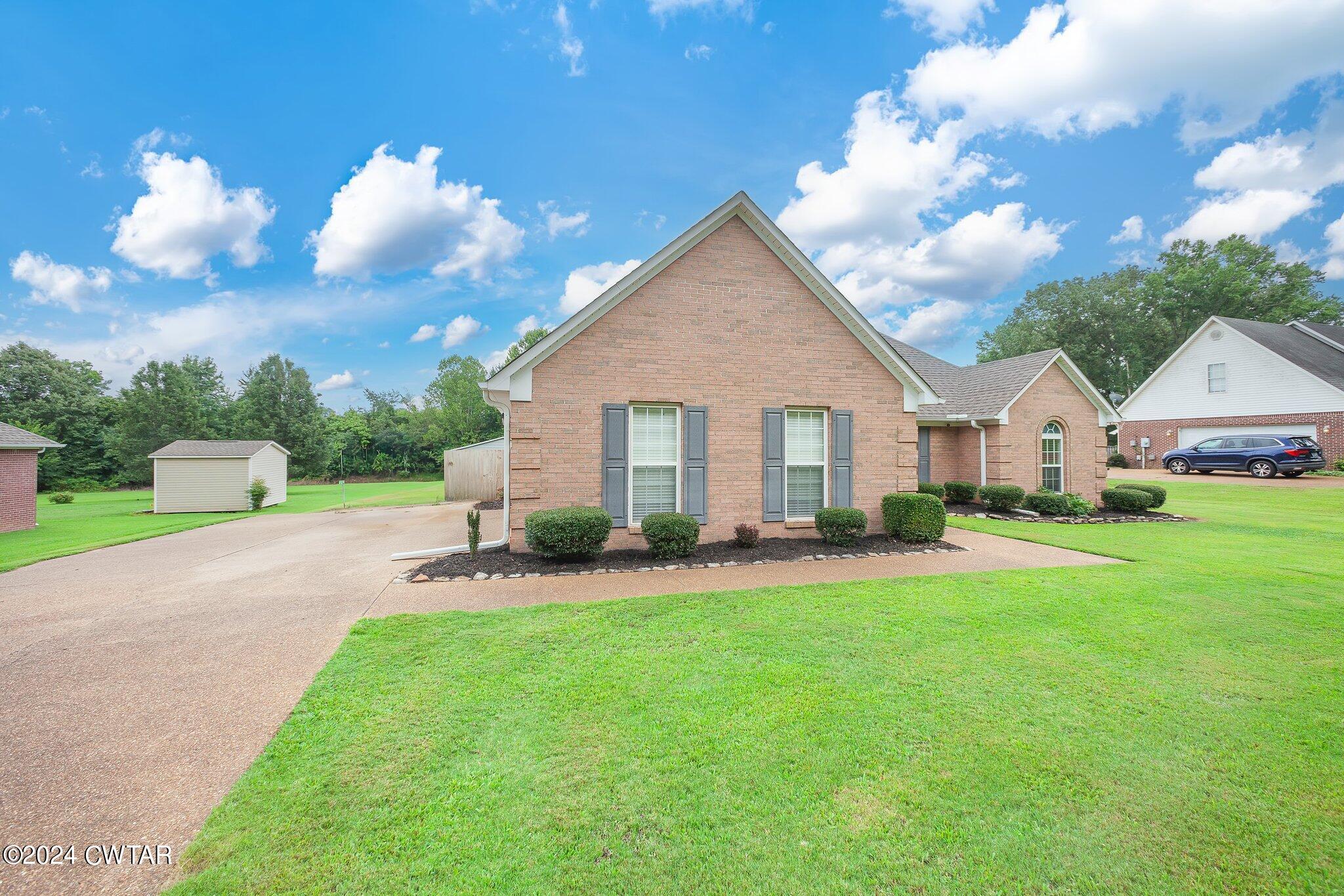 974 Cooper Anderson Road Jackson, TN 38305 - Photo 3 of 46 3-web-or-mls-Completed-35