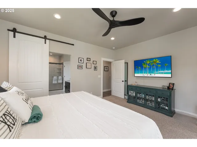 $714,900 | 1062 Southridge Way, Roseburg, OR 97470