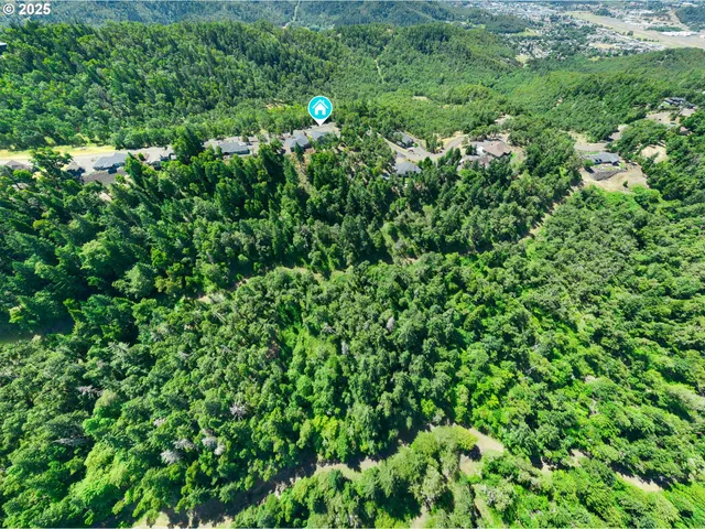 $714,900 | 1062 Southridge Way, Roseburg, OR 97470