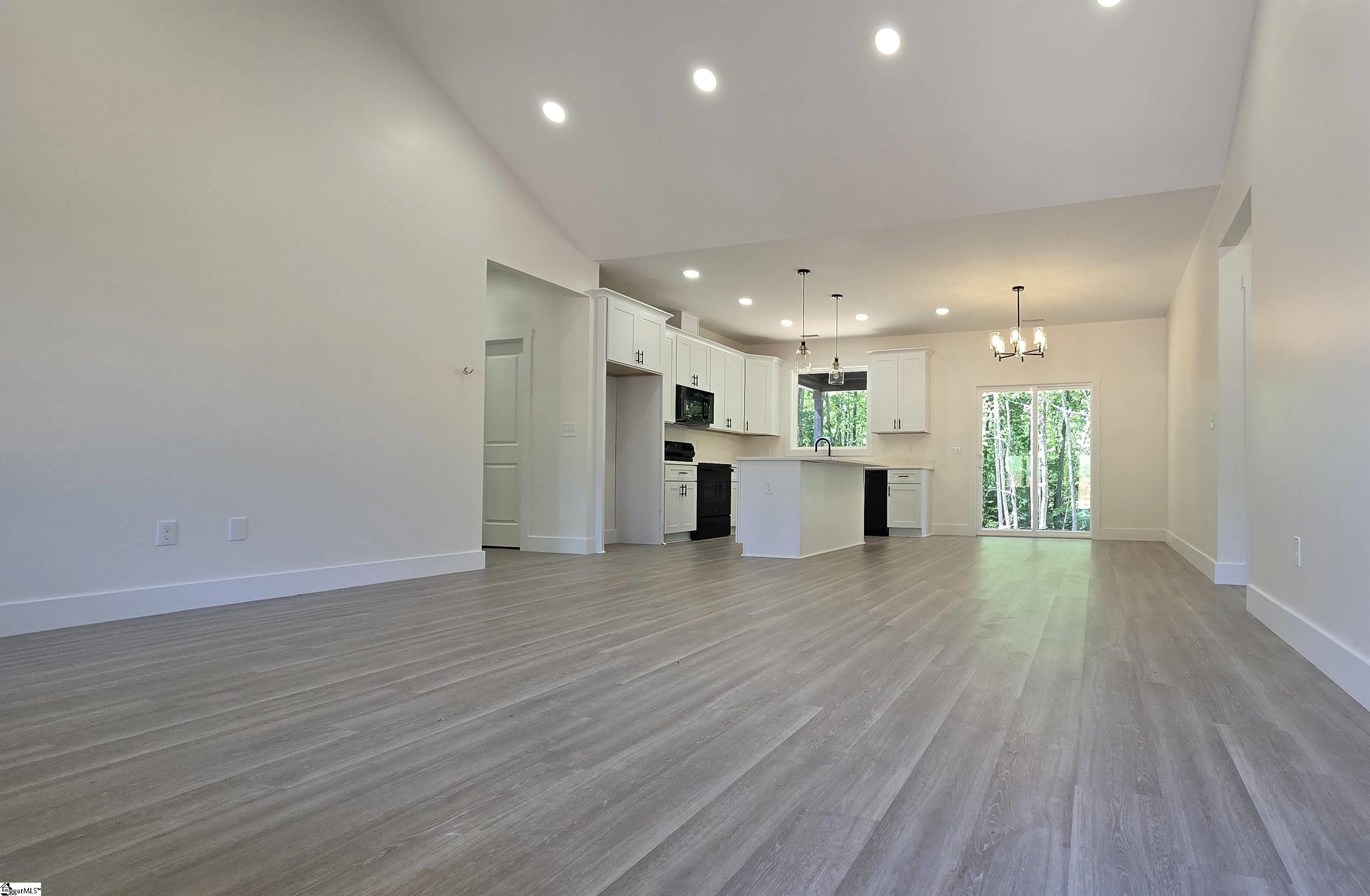195 Susans Road Gaffney, SC 29341 - Photo 2 of 16 Gallery Image 2