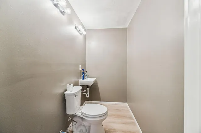 $339,900 | 1105 North 25th Avenue, Minneapolis, MN 55411