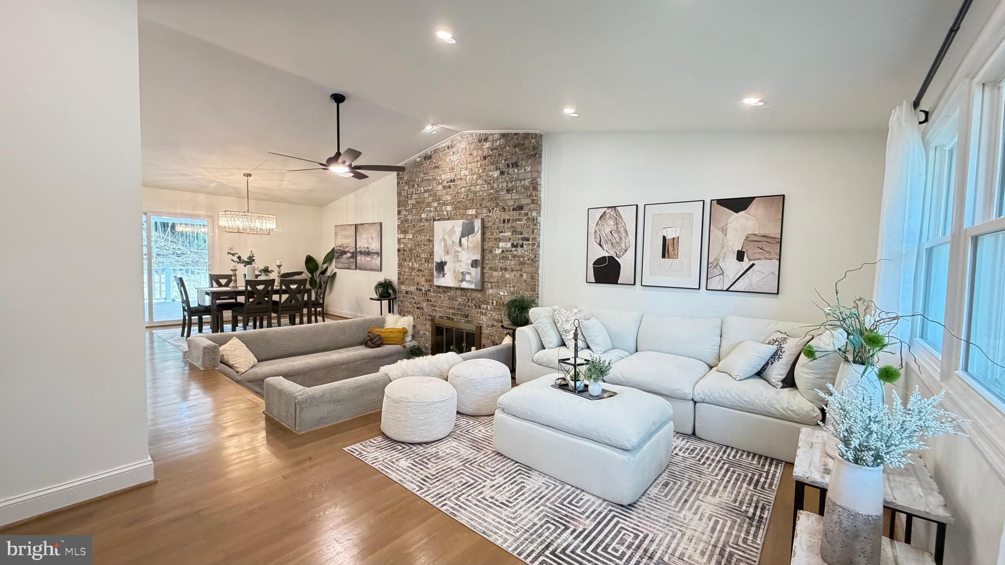 909 Farmstead Road Cockeysville, MD 21030 - Photo 15 of 28