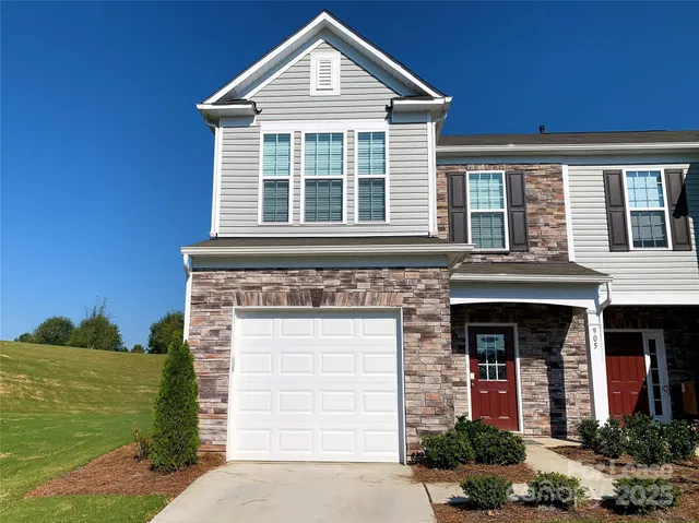 $2,245 | 905 Wicawa Road, Fort Mill, SC 29708