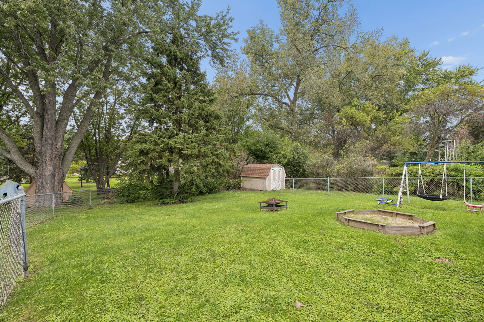 8598 Olson Road Belvidere, IL 61008 - Photo 27 of 32 Gallery Image 27
