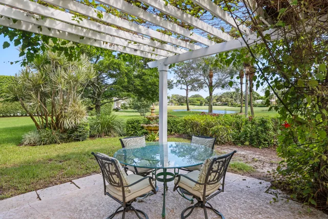 $3,400,000 | 36 Country Road, Boynton Beach, FL 33436