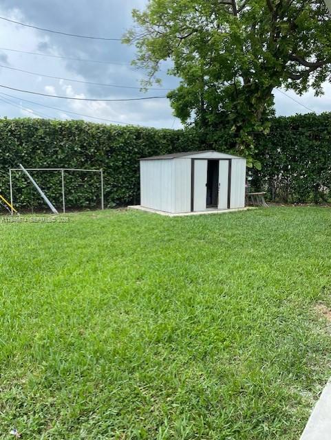 1170 Northwest 90th Street Miami, FL 33150 - Photo 16 of 16