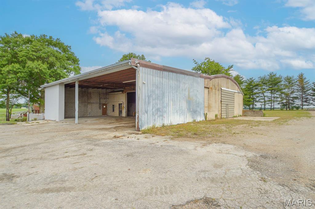 2430 Beckmann Road Lenzburg, IL 62255 - Photo 43 of 54