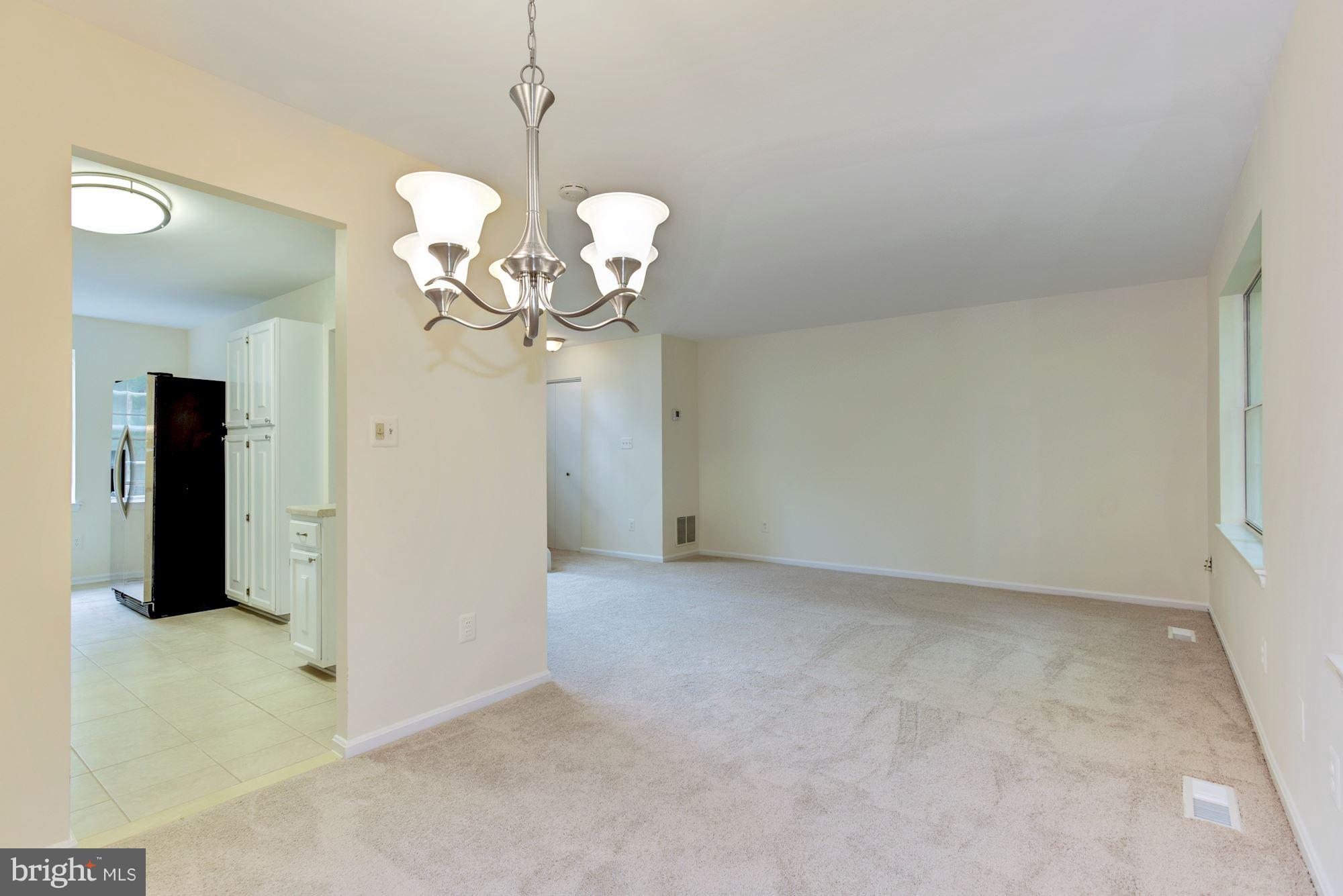 2294 Gunsmith Square Reston, VA 20191 - Photo 8 of 20 Dining Room