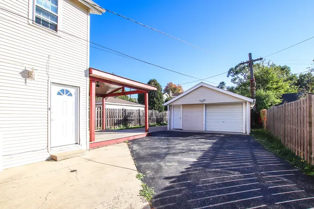 $3,000 | 5815 North Canfield Avenue, Chicago, IL 60631