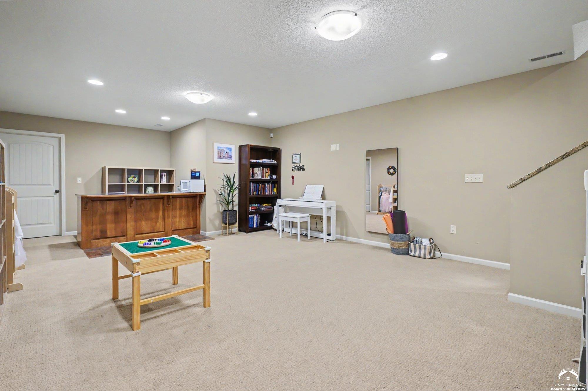 6205 Crystal Lane Lawrence, KS 66049 - Photo 21 of 29