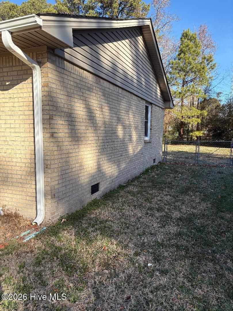 2004 Cedar Point Circle Elizabeth City, NC 27909 - Photo 3 of 19 Right side