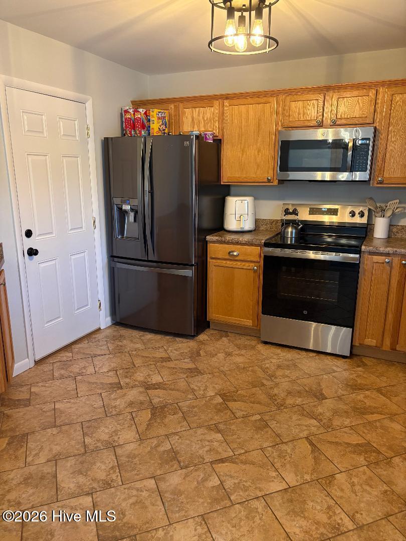 2004 Cedar Point Circle Elizabeth City, NC 27909 - Photo 8 of 19 Door to garage.