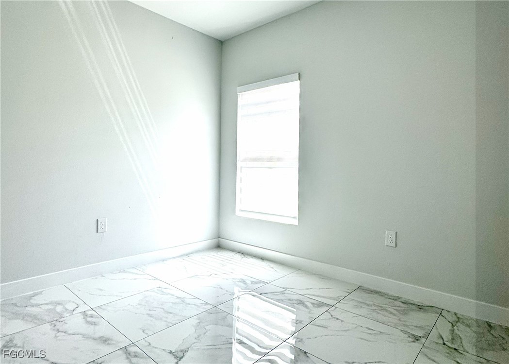 825 Porter Street East Lehigh Acres, FL 33936 - Photo 11 of 40