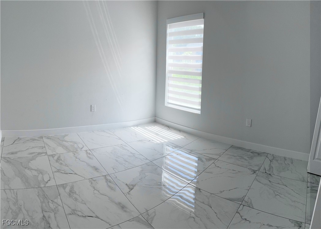 825 Porter Street East Lehigh Acres, FL 33936 - Photo 12 of 40