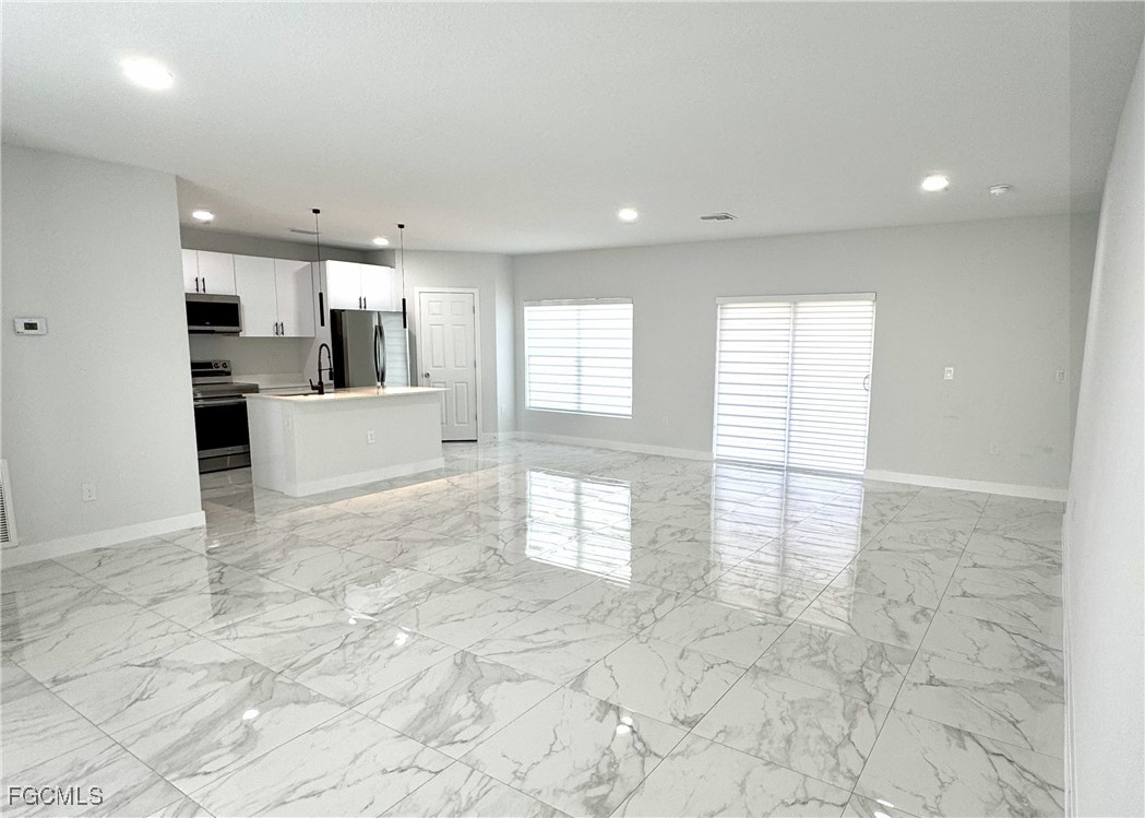 825 Porter Street East Lehigh Acres, FL 33936 - Photo 16 of 40