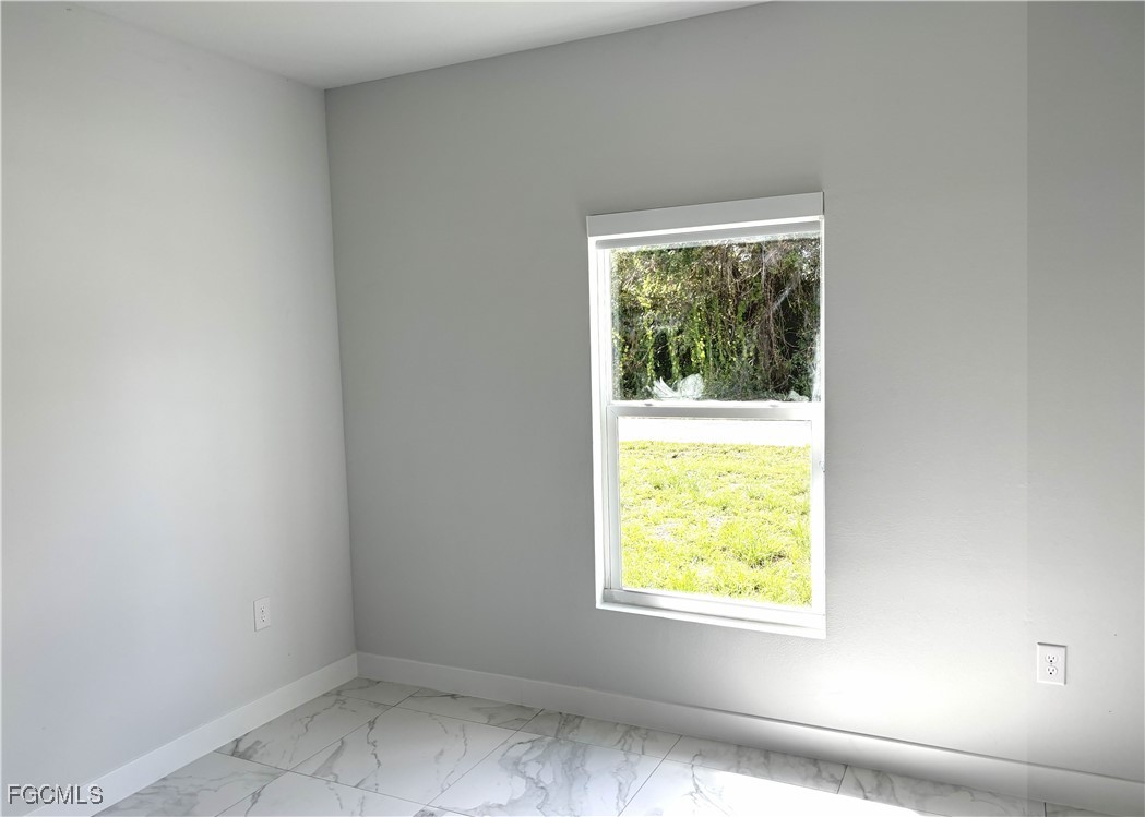 825 Porter Street East Lehigh Acres, FL 33936 - Photo 20 of 40