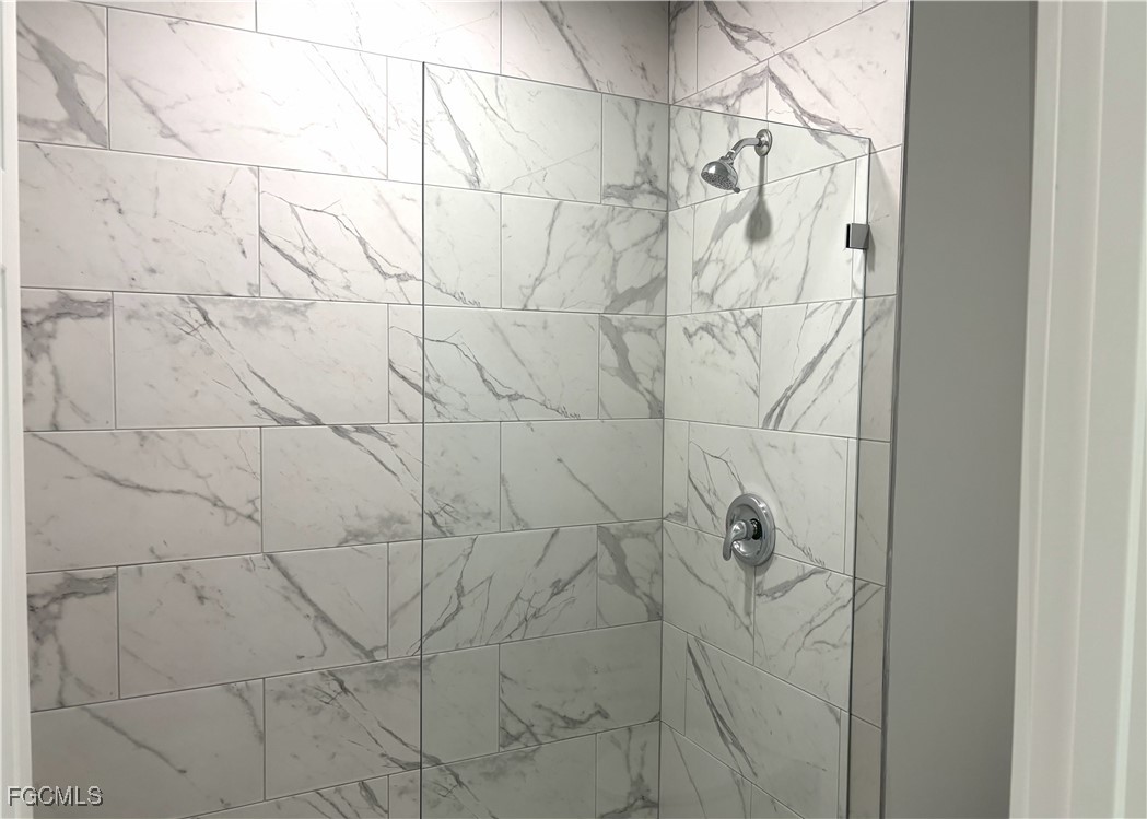 825 Porter Street East Lehigh Acres, FL 33936 - Photo 21 of 40