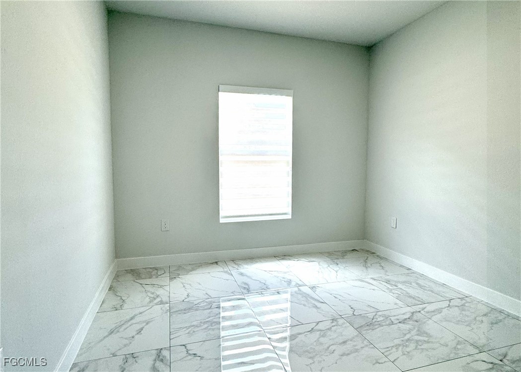 825 Porter Street East Lehigh Acres, FL 33936 - Photo 10 of 40