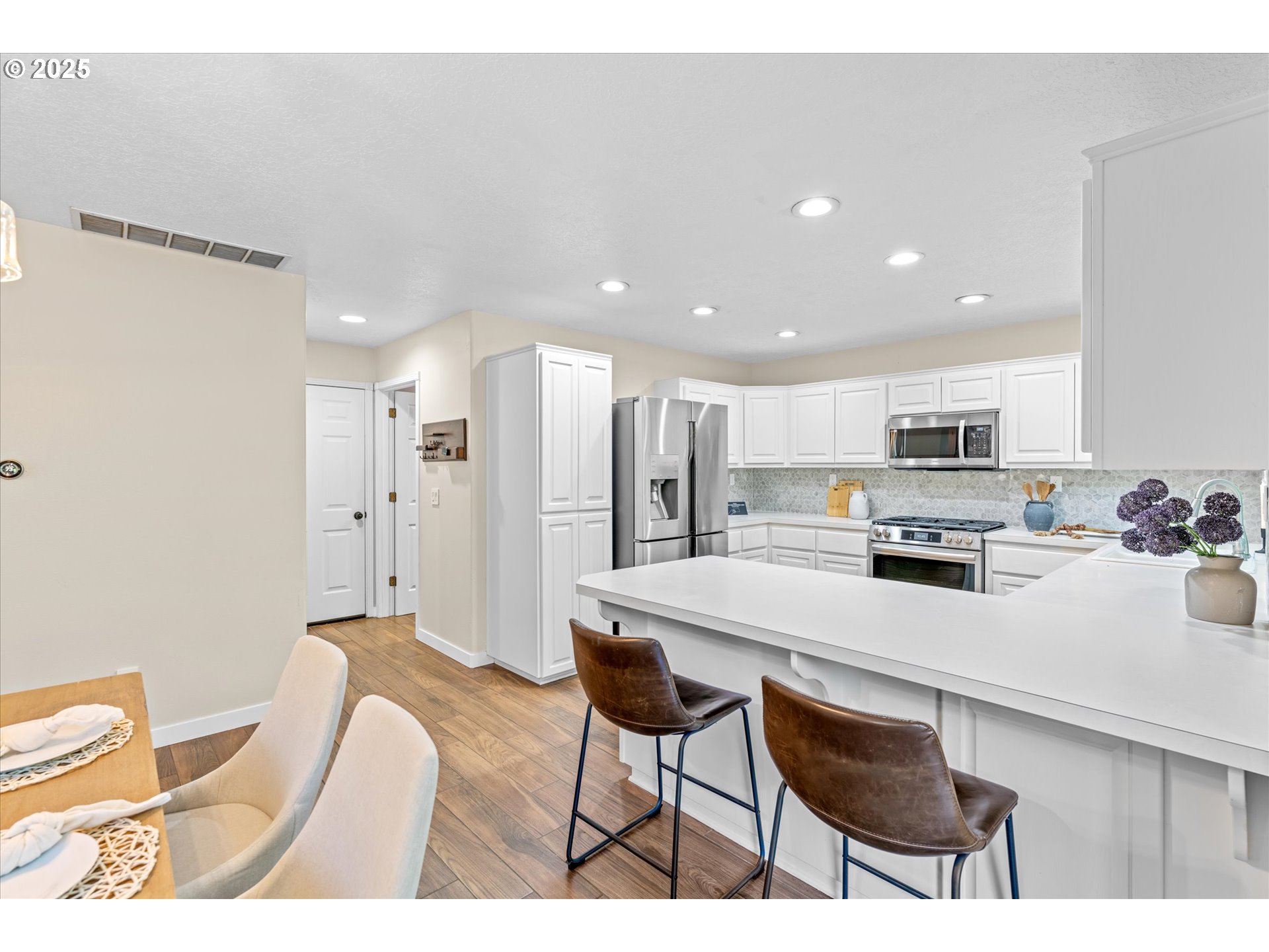 9435 Southeast 282nd Avenue Boring, OR 97009 - Photo 11 of 43