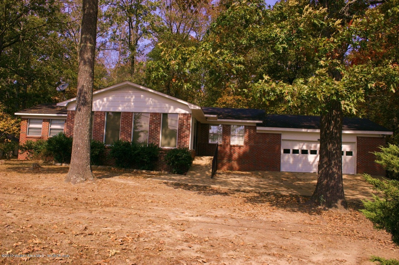 211 Burtwood Acres Road Jasper, AL 35503 - Photo 1 of 15 Gallery Image 1