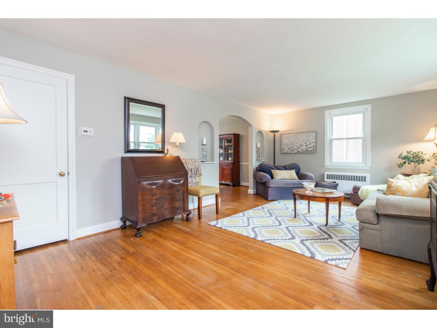 2032 Jenkintown Road Glenside, PA 19038 - Photo 5 of 25 Gallery Image 5