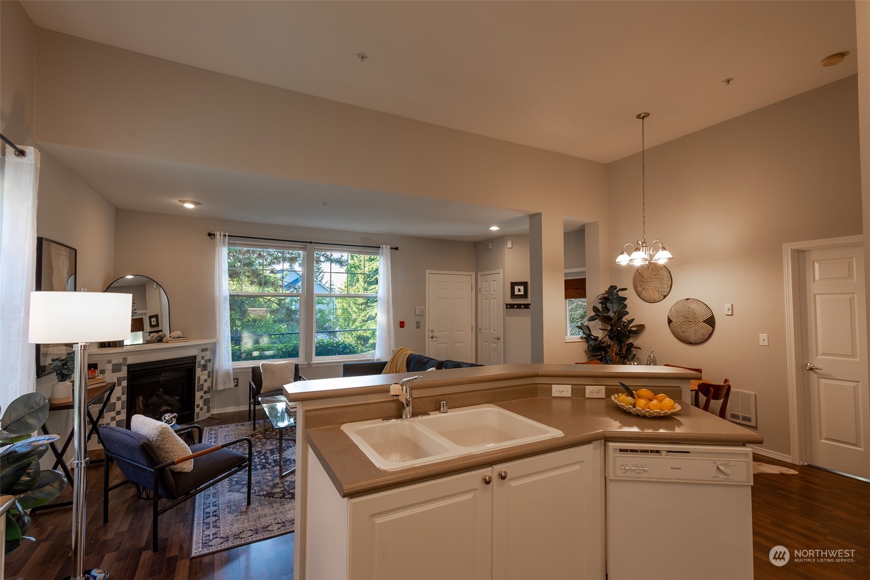 16125 Juanita Woodinville Way Northeast, Unit 2201 Bothell, WA 98011 - Photo 16 of 35