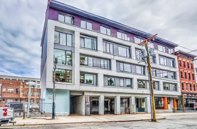 $4,707 | 303 Madison Street, Unit 306, Hoboken, NJ 07030