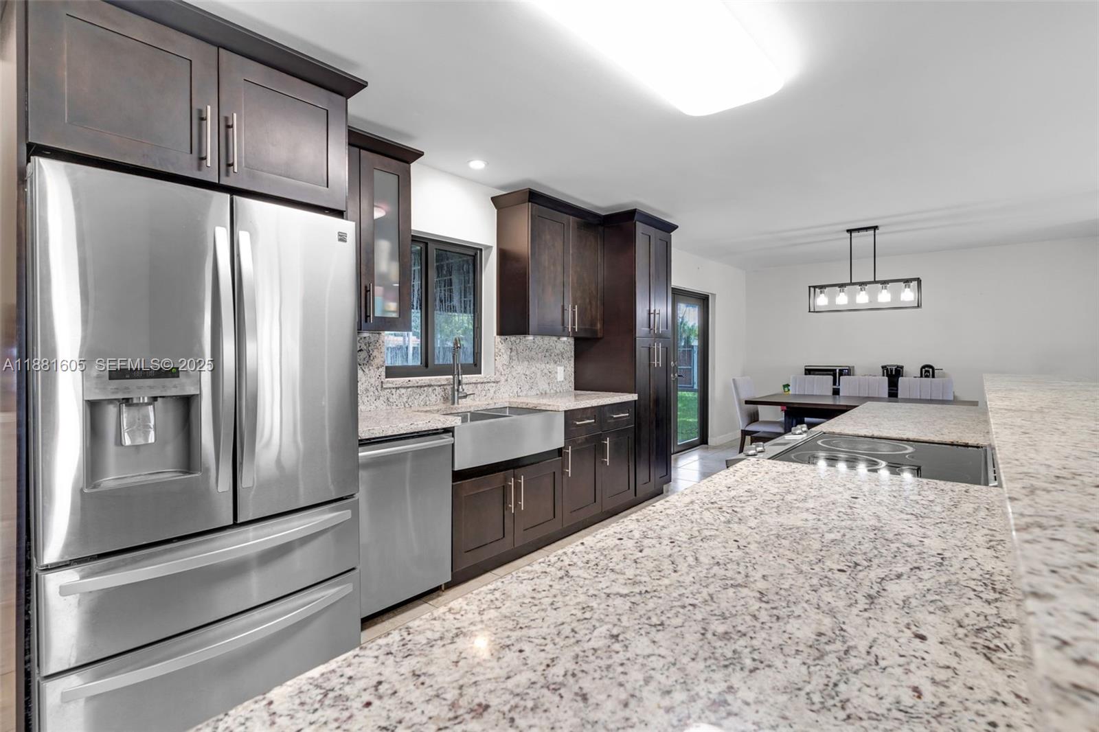 407 Northwest 18th Street Homestead, FL 33030 - Photo 12 of 44