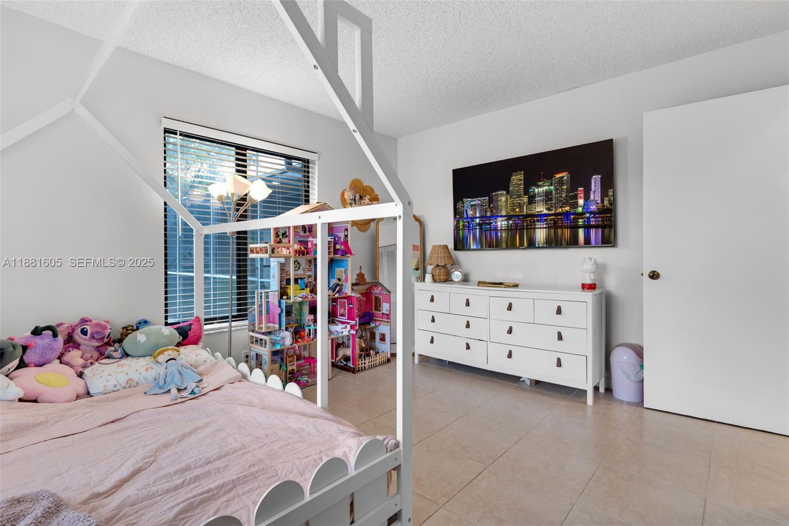 407 Northwest 18th Street Homestead, FL 33030 - Photo 33 of 44 BEDROOM #4