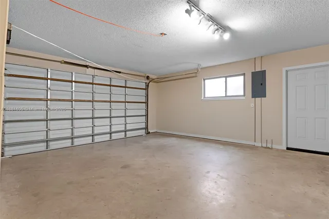 $649,900 | 407 Northwest 18th Street, Homestead, FL 33030