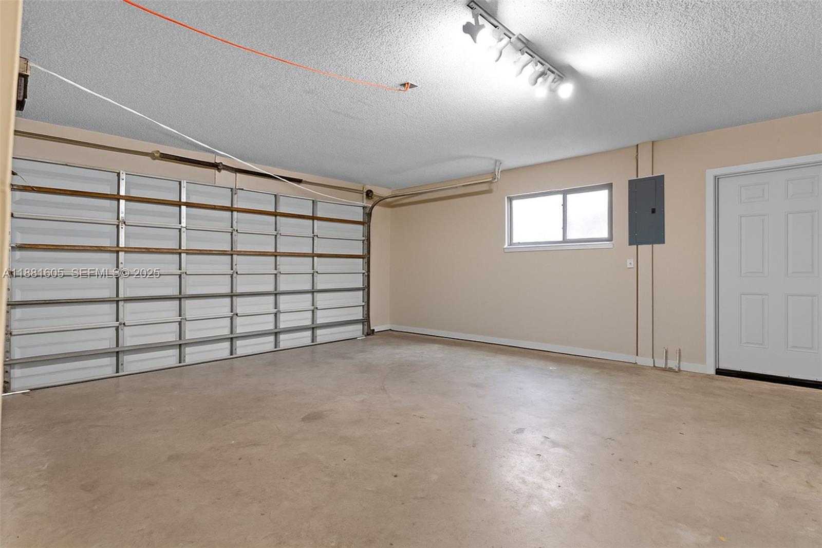 407 Northwest 18th Street Homestead, FL 33030 - Photo 37 of 44 2 CAR GARAGE