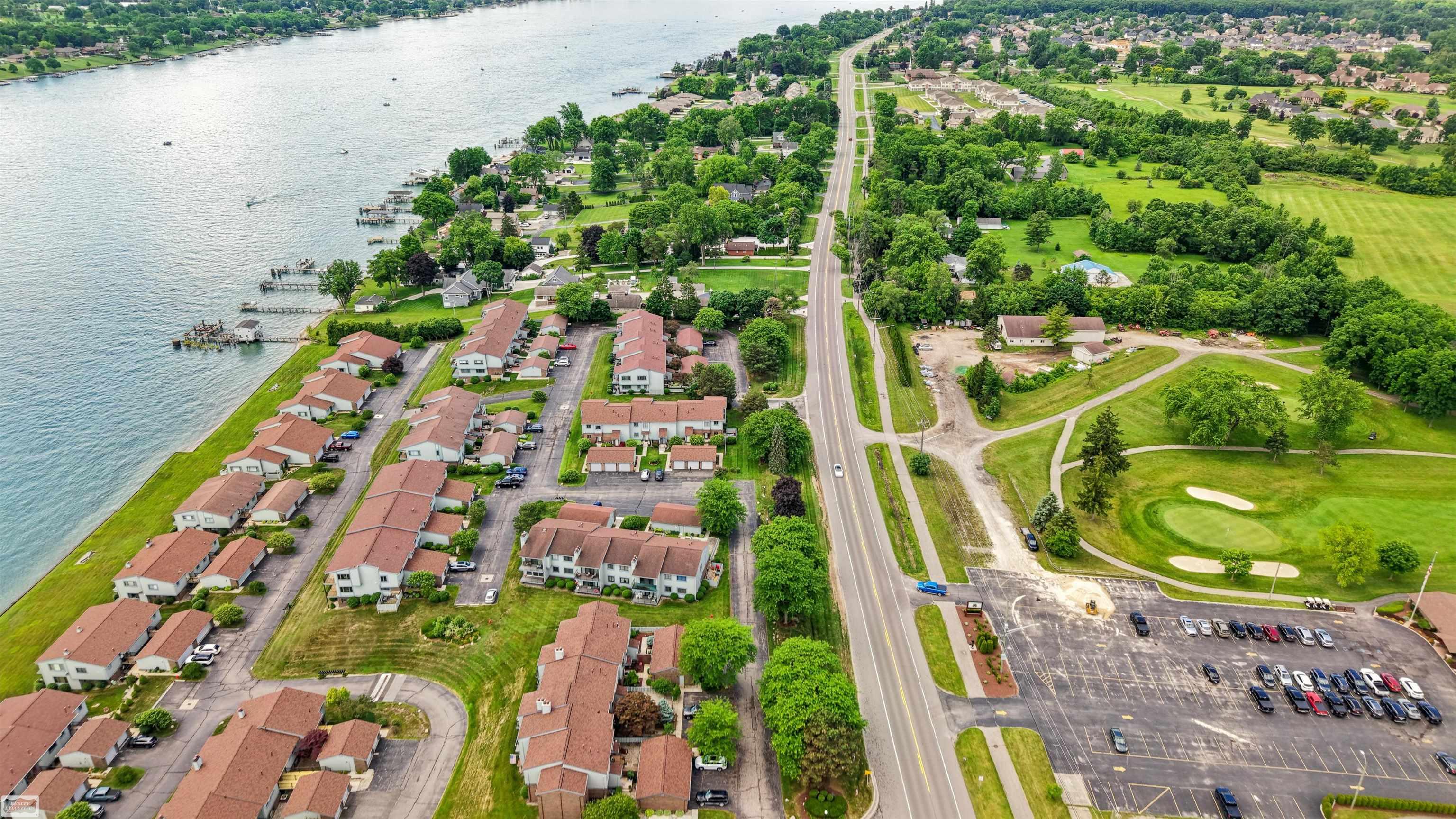 1715 River Road St. Clair, MI 48079 - Photo 4 of 34