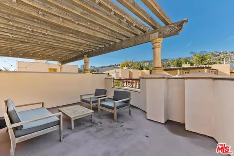 $1,575,000 | 841 Westmount Drive, Unit 116, West Hollywood, CA 90069