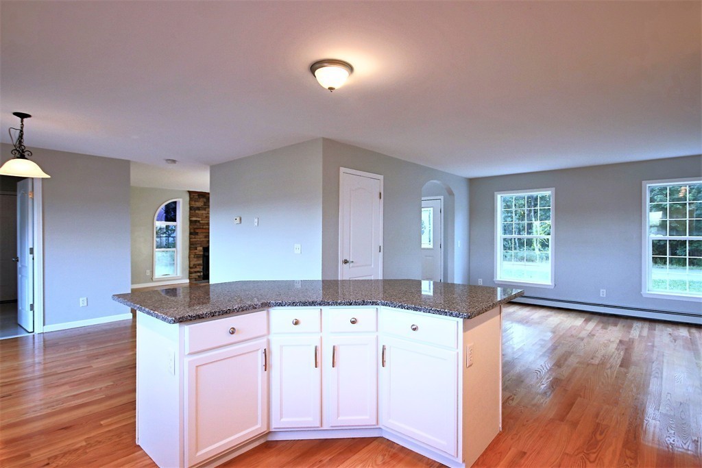19 Mudnock Road Salisbury, MA 01952 - Photo 11 of 30